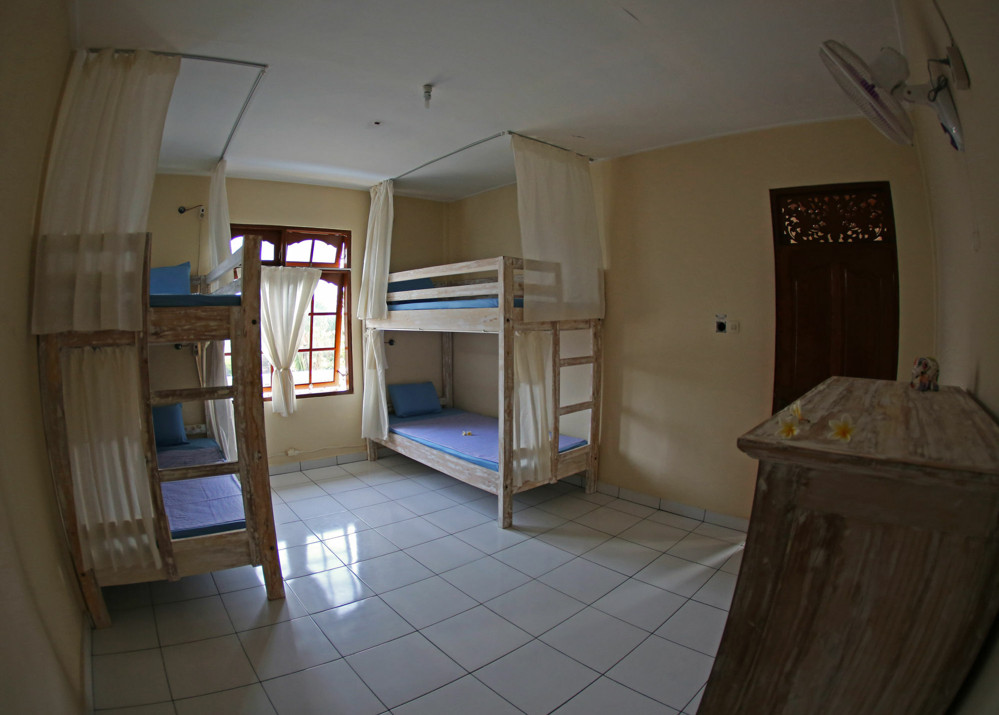 Hotel Surfers House Kuta Lombok Zewnętrze zdjęcie