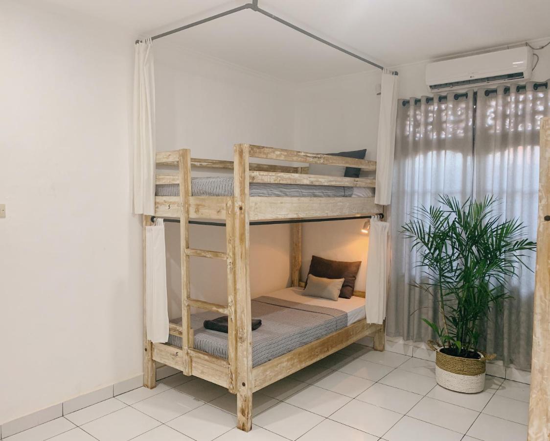 Hotel Surfers House Kuta Lombok Zewnętrze zdjęcie