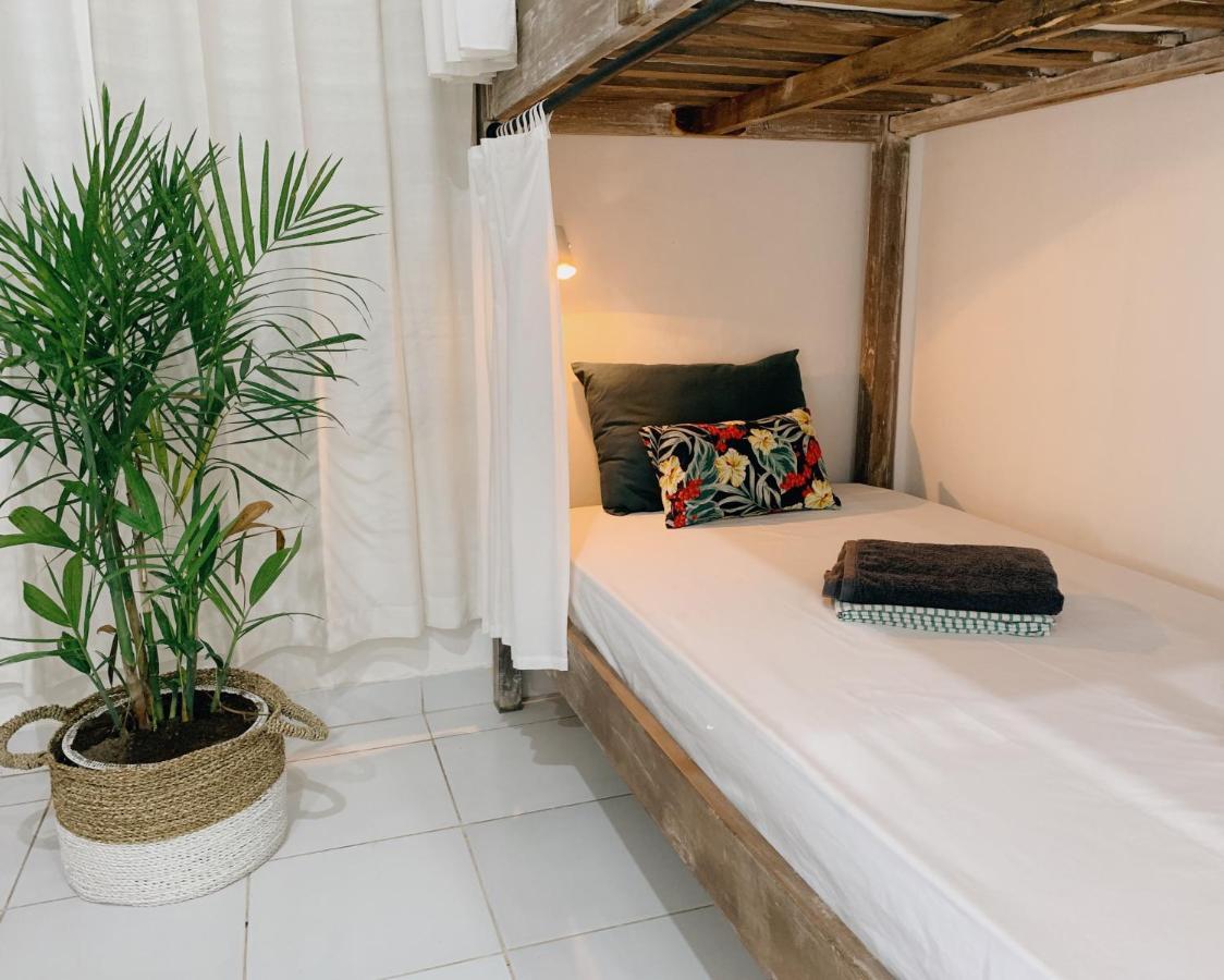 Hotel Surfers House Kuta Lombok Zewnętrze zdjęcie