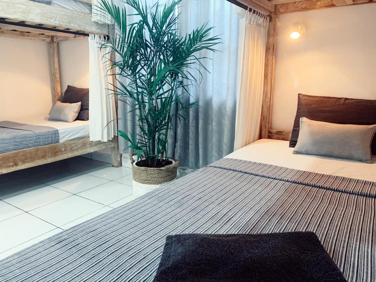 Hotel Surfers House Kuta Lombok Zewnętrze zdjęcie