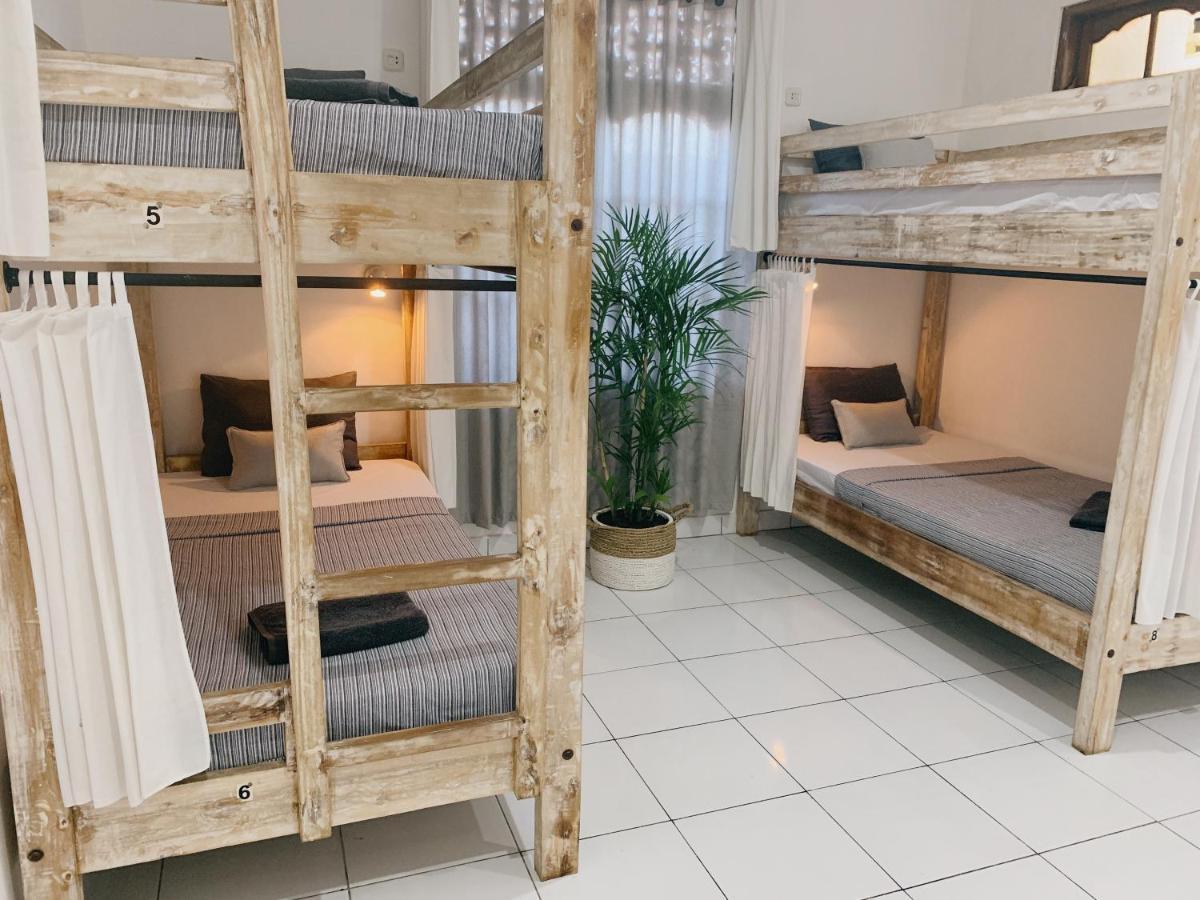 Hotel Surfers House Kuta Lombok Zewnętrze zdjęcie
